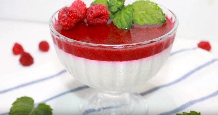 Малиновый десерт из творога с желатином