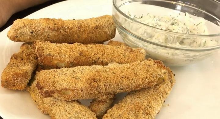 Палочки из кабачков в хрустящей панировке