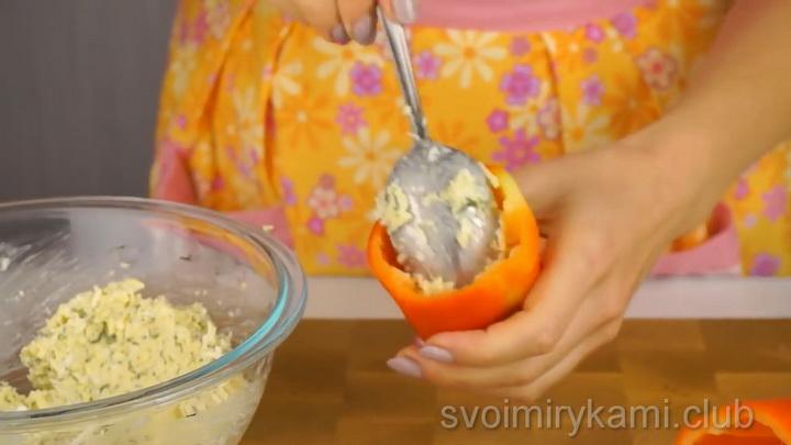 Канапе с маслинами, колбасой и сыром на День Рождения