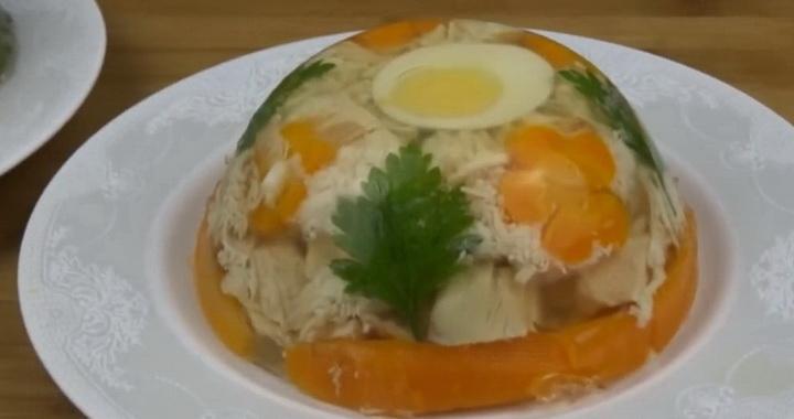 Заливное из курицы
