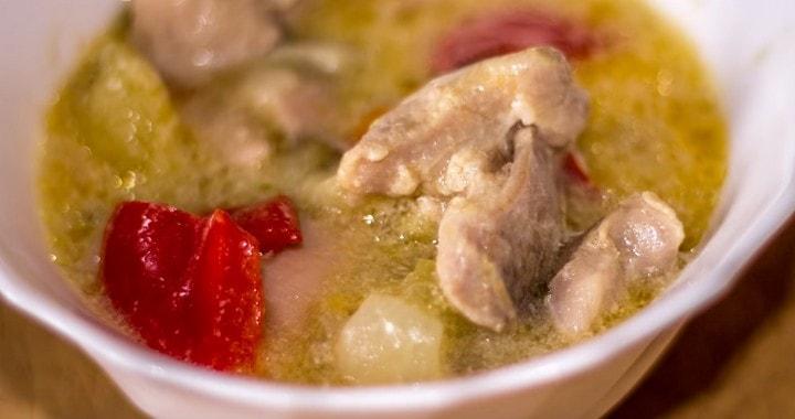 Подлива из курицы с овощами
