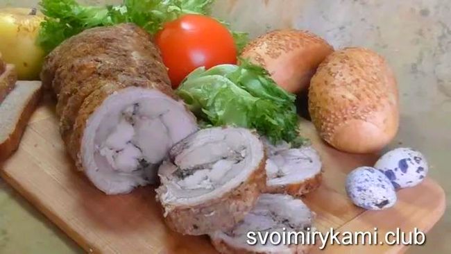 Рулет из свинины в духовке