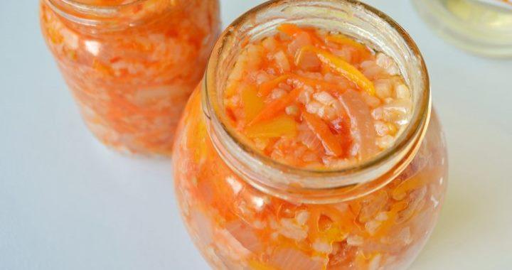 Салат с рисом на зиму