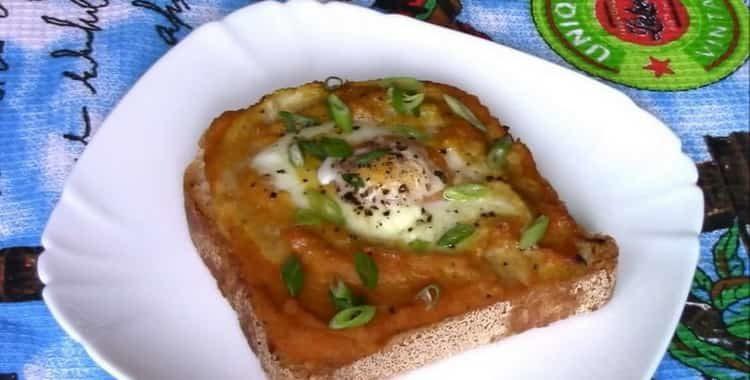 Завтрак с кабачковой икрой